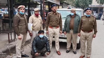The accused, Salim, in the custody of Government Railway Police. He was arrested from Mauli village, Chandigarh, on Wednesday. (HT Photo)