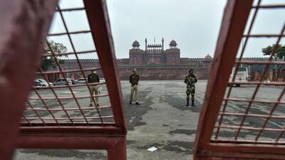 A recent image of security personnel standing in front of Red Fort in New Delhi. (PTI/File)