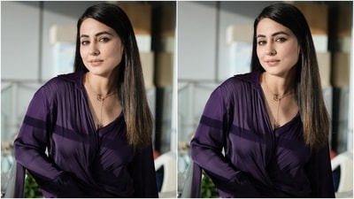 Recently, Hina did a dreamy photoshoot on her balcony, and the results will take your breath away. The star even showed her love for purple in the pictures and captioned them, "Just breathe...#PurpleLove." (Instagram/@realhinakhan) Recently, Hina did a dreamy photoshoot on her balcony, and the results will take your breath away. The star even showed her love for purple in the pictures and captioned them, "Just breathe...#PurpleLove." (Instagram/@realhinakhan)