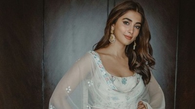 Why Pooja Hegde's dreamy floral anarkali is perfect for your Indian ethnic wardrobe: See new pics Why Pooja Hegde's dreamy floral anarkali is perfect for your Indian ethnic wardrobe: See new pics