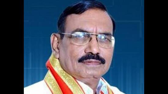 Former Shiv Sena MP and Bharatiya Janata Party (BJP) leader Gajanan Babar (87) passed away on Thursday in a private hospital (HT PHOTO)