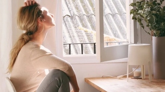 Spending less time with each other: If you are spending more time apart than together, it is a sign that something is missing in the relationship or the presence of your partner is not bringing joy to you anymore.(Pexels)