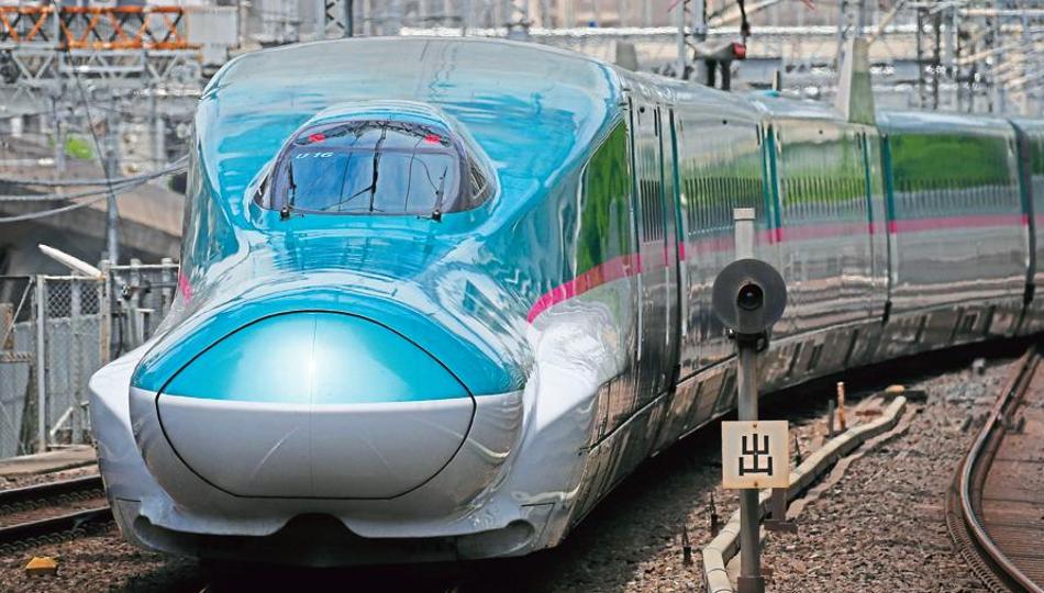 Last year in December, railway minister Ashwini Vaishnaw had said that India’s first bullet train will operate between Surat and Bilimora in 2026. The distance between the Surat-Bilimora route is 50km. (Bloomberg/Representative use)