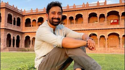 EXCLUSIVE: End of an era? Rannvijay Singha quits Roadies, Sonu Sood to step in his shoes EXCLUSIVE: End of an era? Rannvijay Singha quits Roadies, Sonu Sood to step in his shoes