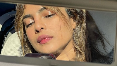 Priyanka Chopra has shared two new selfies on Instagram.&nbsp;