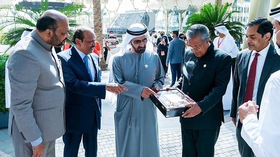 Kerala Chief Minister Pinarayi Vijayan (2R) interacts with Vice President and Prime Minister of United Arab Emirates Sheikh Mohammed bin Rashid (3L) at the Expo 2020 Dubai.(ANI)
