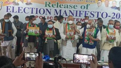 Congress leaders releasing the party’s election manifesto in Imphal on Friday. (HT PHOTO.) Congress leaders releasing the party’s election manifesto in Imphal on Friday. (HT PHOTO.)