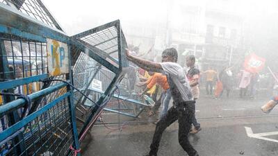 Supporters of India’s Bharatiya Janata Party (BJP) break barricades as police use water cannon to disperse them during a protest against what they call violence against their party workers in the state of West Bengal, in Kolkata, India, June 12, 2019. REUTERS/Rupak De Chowdhuri TPX IMAGES OF THE DAY (REUTERS) Supporters of India’s Bharatiya Janata Party (BJP) break barricades as police use water cannon to disperse them during a protest against what they call violence against their party workers in the state of West Bengal, in Kolkata, India, June 12, 2019. REUTERS/Rupak De Chowdhuri TPX IMAGES OF THE DAY (REUTERS)