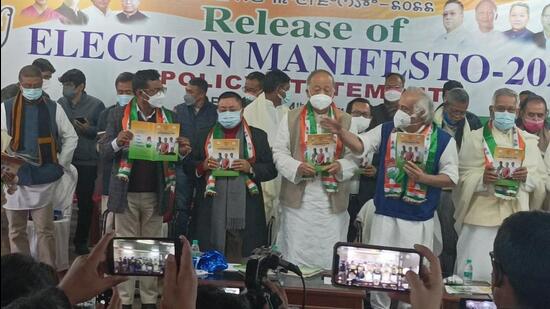 Congress leaders releasing the party’s election manifesto in Imphal on Friday. (HT PHOTO.) Congress leaders releasing the party’s election manifesto in Imphal on Friday. (HT PHOTO.)