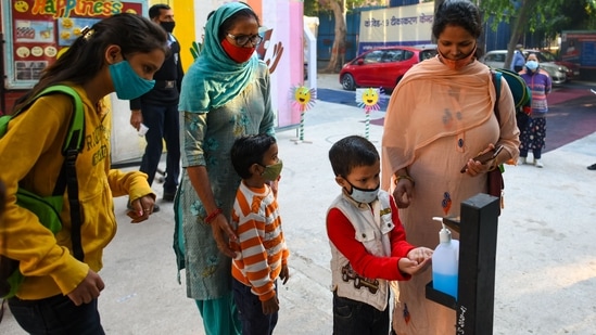 At a recent online briefing, Delhi Deputy Chief Minister Manish Sisodia announced that the panel has decided to resume classes from nursery to 8 from February 14. Teachers, who are not vaccinated will not be permitted to attend classes, officials said. (HT Photo/@Amal KS)