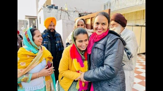 Aam Aadmi Party Narinder Kaur Bharaj (centre) campaigning in the Sangrur segment ahead of the Punjab assembly elections.