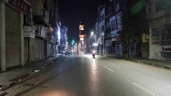 Night curfew will continue but from 11 pm instead of 10 pm.(PTI)