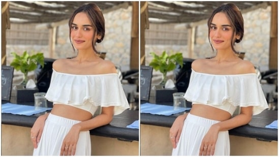 Manushi, for the pictures, matched the sun and the sea in a gorgeous white co-ord set as she posed for the pictures.(Instagram/@manushi_chhillar)