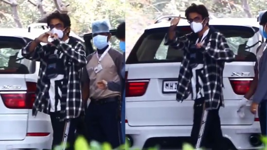 Sunil Grover walked out of hospital on Wednesday. 
