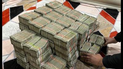 The unaccounted cash was seized from different vehicles while attempting entry into Mohali. The police, along with the excise department, have also seized around 8,000 litres of liquor since the code of conduct was imposed. (HT File Photo/ Representational image)