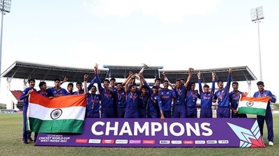 Yash Dhull of India poses with the ICC U19 Men's World Cup Trophy alongside team mates. (Getty) Yash Dhull of India poses with the ICC U19 Men's World Cup Trophy alongside team mates. (Getty)
