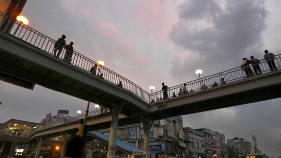 Notified on August 2, 2019, the Regulations for Enhancing Walkability in Delhi is aimed at making city roads accessible to all, especially areas around mass transit systems and residential neighbourhoods. (Picture for representation only/Raj K Raj-HT Archive)
