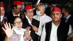 West Bengal chief minister and TMC chief Mamata Banerjee being received by Samajwadi Party chief Akhilesh Yadav at Chaudhary Charan Singh International Airport in Lucknow on Monday. (ANI)