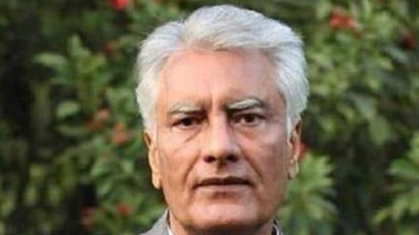 Sunil Jakhar quits electoral politics, hails Channi as Cong's Punjab CM face