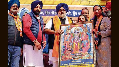 Akali Dal chief Sukhbir Badal said people were eager to vote SAD-BSP alliance to power by throwing out the Congress government that denied scholarships to the SC students and free bicycles to girl students. (HT File) Akali Dal chief Sukhbir Badal said people were eager to vote SAD-BSP alliance to power by throwing out the Congress government that denied scholarships to the SC students and free bicycles to girl students. (HT File)