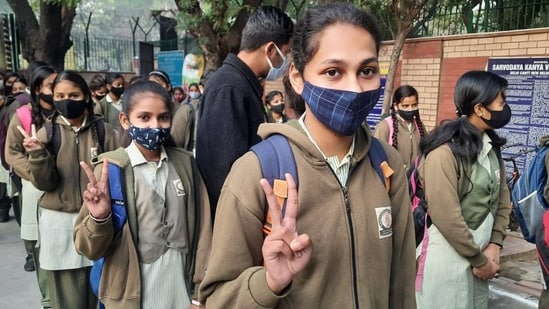 Most schools in the national capital reopened for classes 9 to 12 from Monday after a spurt in Covid-19 cases had led to their closure in December, while some private schools were still working out modalities like consent of parents and transport availability.(HT Photo/Vipin Kumar)