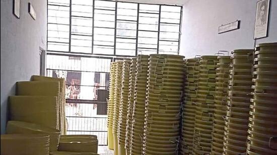 Ludhiana DC said significance of the micro-observers could be well assumed from the fact that they have been appointed in the sensitive polling areas, identified in vulnerability mapping, to keep a strict eye over the poll process for Punjab elections. (HT Photo)