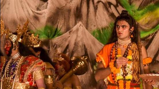 Madhya Pradesh’s culture department last year commissioned a scriptwriter to come up with a script for Ramleela that underlines the role of tribals in helping Lord Ram during the 14-year-long exile in Hindu epic Ramayana. (HT FIle Photo/Kunal Patil)