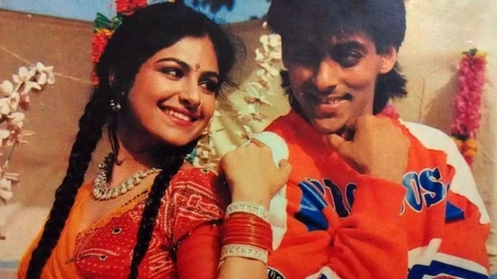 Salman Khan and Ayesha Jhulka in a still from Kurbaan.