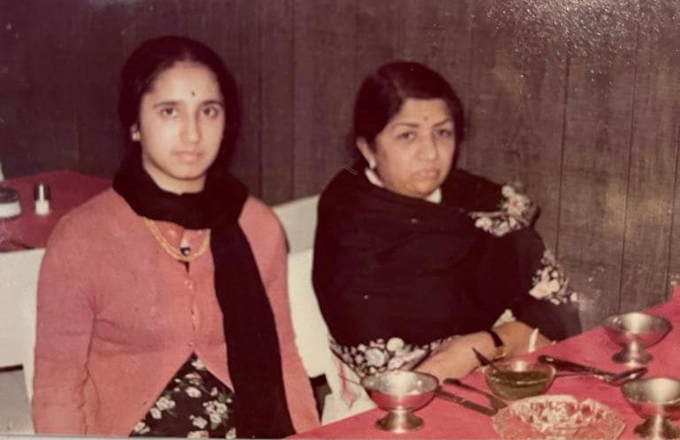 Chef Dipna Anand’s mother with Mangeshkar at Brilliant Restaurant in Southall, London. Chef Dipna Anand’s mother with Mangeshkar at Brilliant Restaurant in Southall, London.