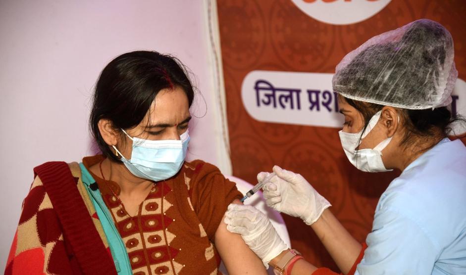The vaccine is a protein subunit vaccine that delivers a full spike of the Sars-Cov-2 to train the immunity. (Santosh Kumar/HT file photo. Representative image)