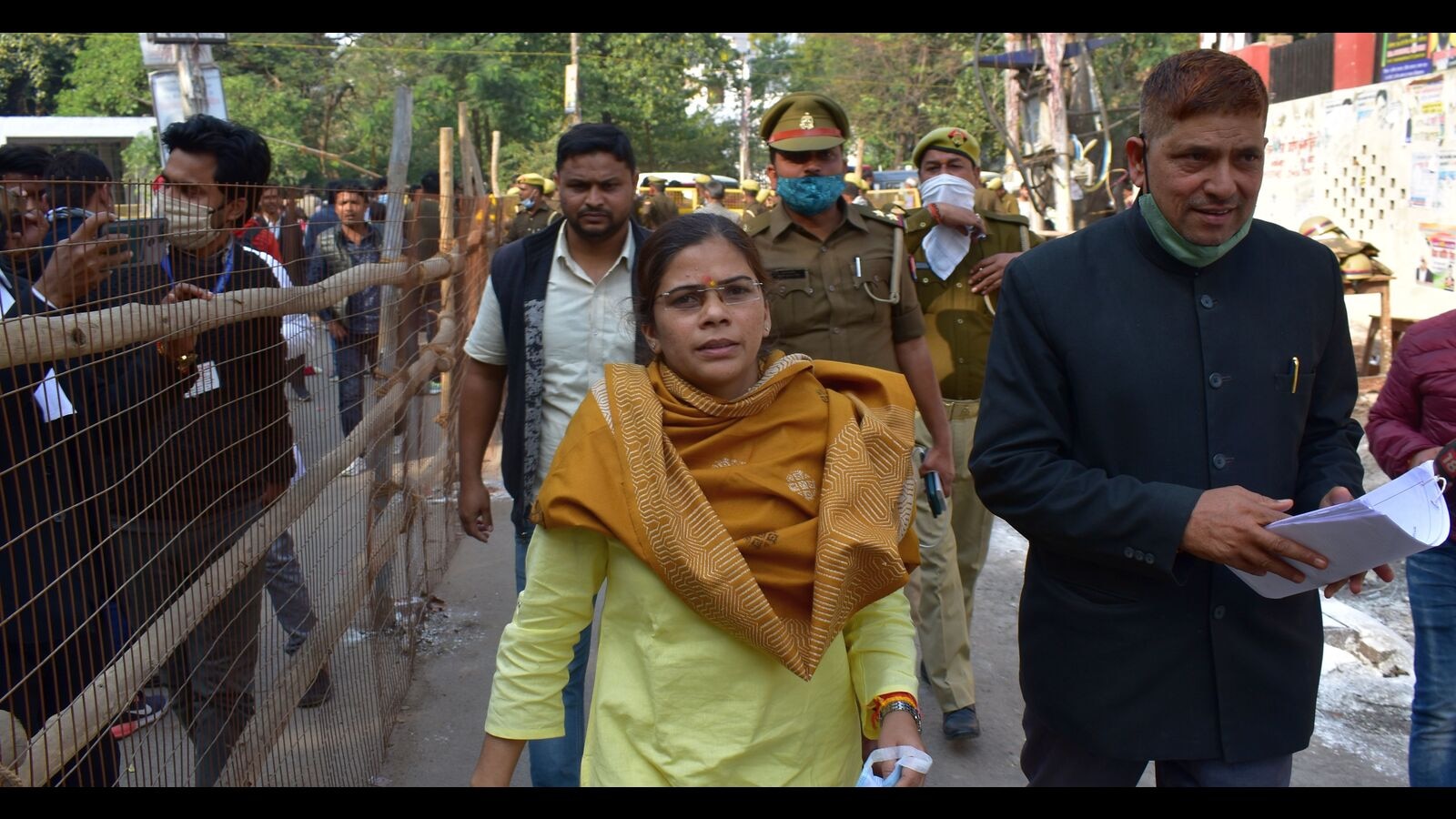 Prayagraj: Richa Singh files papers as SP candidate from Allahabad west