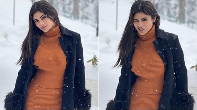 What do you think of Mouni's glam winter-ready look? Meanwhile, Mouni tied the knot with Suraj Nambiar on January 27 in Goa. The couple got married in two ceremonies as per Bengali and Malayali rituals. On the work front, Mouni will soon be seen playing an antagonist in Ayan Mukerji's Brahmastra. The film also features Alia Bhatt, Ranbir Kapoor, and Amitabh Bachchan. (Instagram/@imouniroy)