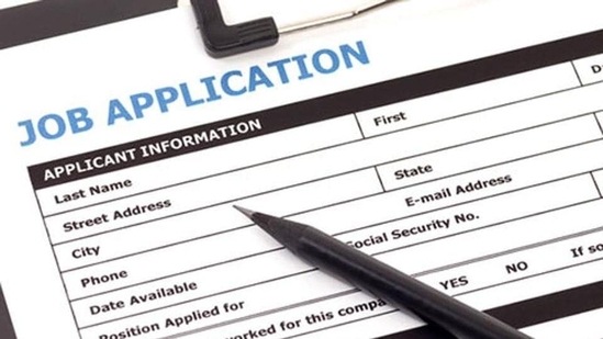 Nainital Bank recruitment : 100 vacancies of MT and clerks on offer (Shutterstock/ Representative photo)