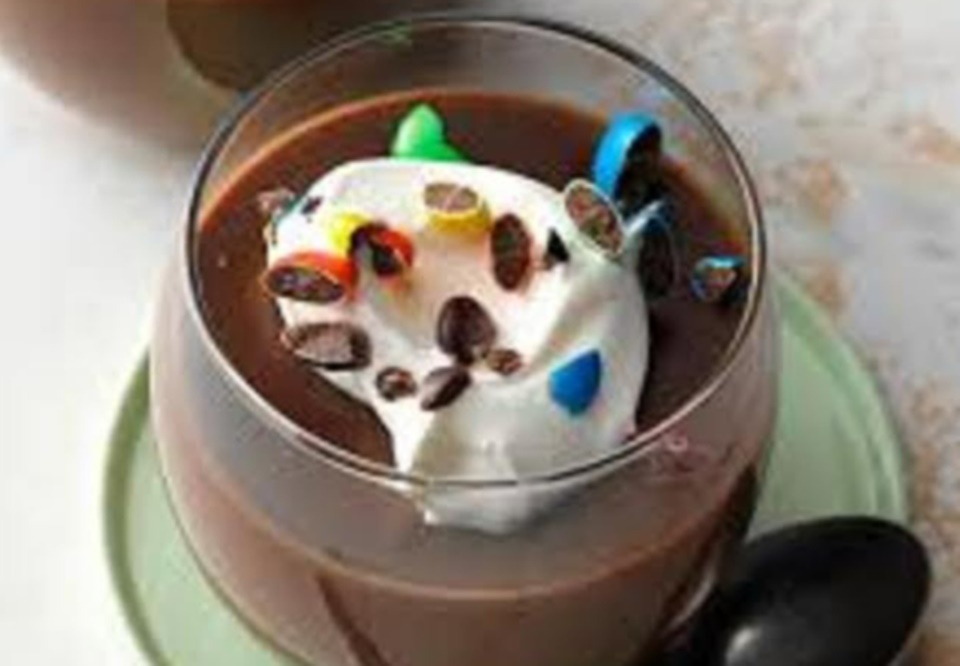 Dark chocolate Pudding with Malted Cream
