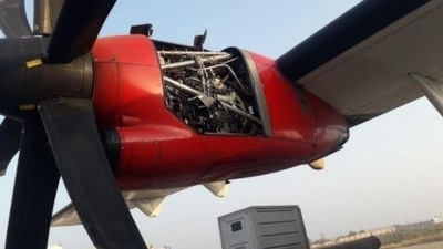 The cover of the engine fell off the aircraft at the time of the take-off.&nbsp;