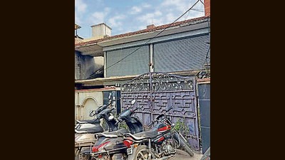 Illegal construction going on at Chaar Khamba road in Ludhiana on February 07, 2022. (HT Photo) Illegal construction going on at Chaar Khamba road in Ludhiana on February 07, 2022. (HT Photo)