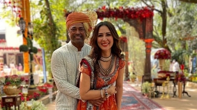 Kim Sharma and Leander Paes attended a wedding together. Kim Sharma and Leander Paes attended a wedding together.