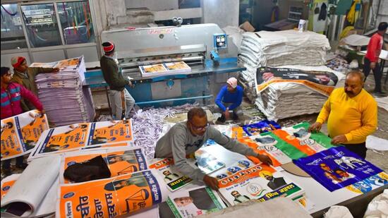Curbs on political rallies ahead of the Punjab assembly elections has hit printing business hard in Ludhiana. (HT Photo)