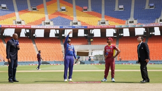 Rohit Sharma and Nicholas Pooran during the toss. (BCCI)