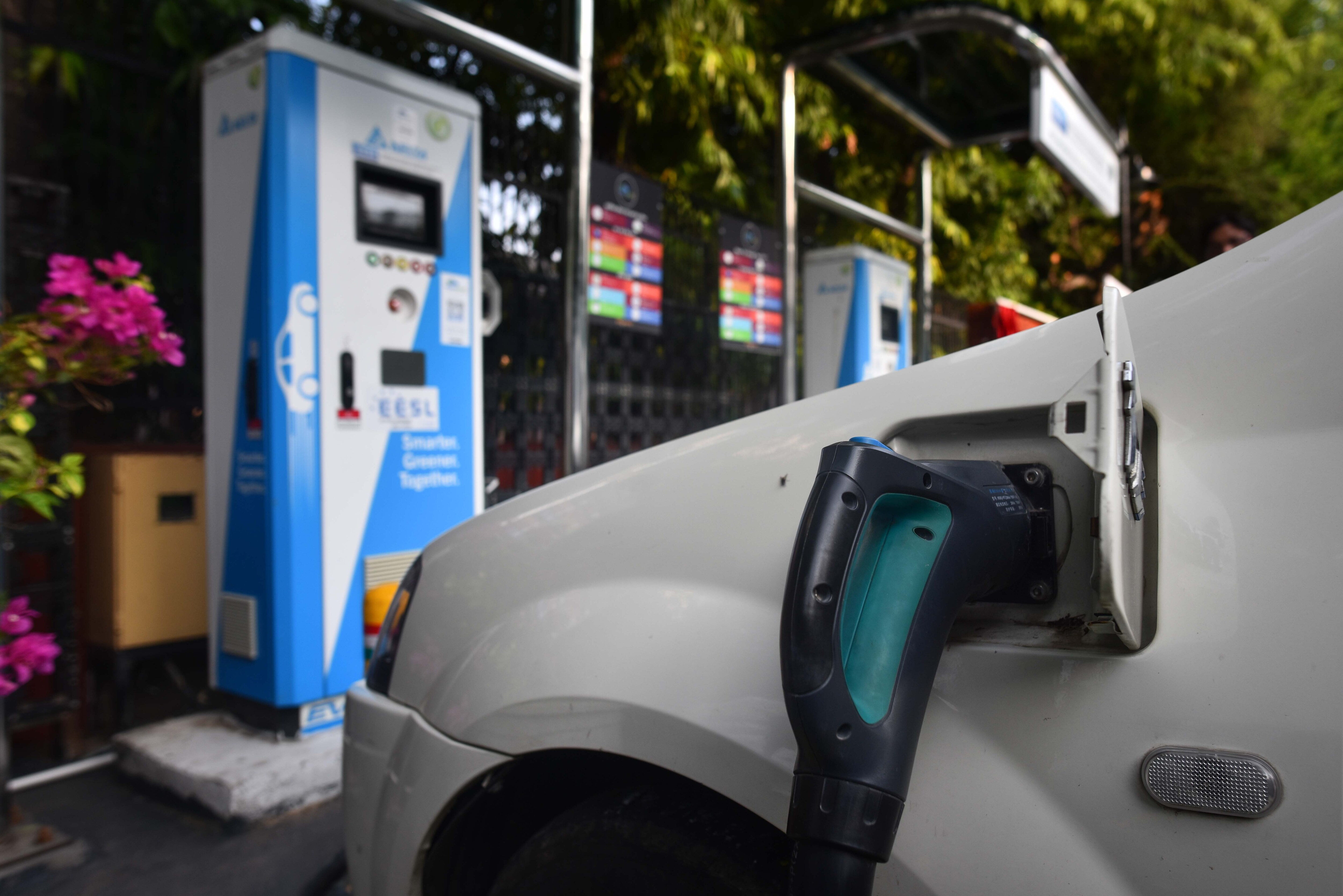 EV charging will be similar to mobile charging, but with more wheels, bigger batteries and chargers. (Sanchit Khanna/HT PHOTO)