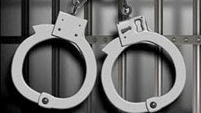 The arrested accused Lakhvir of Ludhiana was carrying a stick and he started assaulting victim. Another accused Prakash robbed ₹10,000 from his bag, ₹1570 from his pocket and a silver bracelet that he was wearing (Representative Photo/HT Files) The arrested accused Lakhvir of Ludhiana was carrying a stick and he started assaulting victim. Another accused Prakash robbed ₹10,000 from his bag, ₹1570 from his pocket and a silver bracelet that he was wearing (Representative Photo/HT Files)