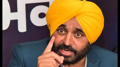 Aam Aadmi Party (AAP) CM candidate and party’s Punjab unit chief Bhagwant Mann said corruption and mafia are the root of every problem in the state. He said leaders of ruling parties have looted the state and filled their coffers with public money. Aam Aadmi Party (AAP) CM candidate and party’s Punjab unit chief Bhagwant Mann said corruption and mafia are the root of every problem in the state. He said leaders of ruling parties have looted the state and filled their coffers with public money.