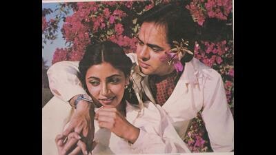 Farooque Shaikh and Deepti Nawal in a scene from the film Chashme Buddoor. (Chashme Baddoor) Farooque Shaikh and Deepti Nawal in a scene from the film Chashme Buddoor. (Chashme Baddoor)