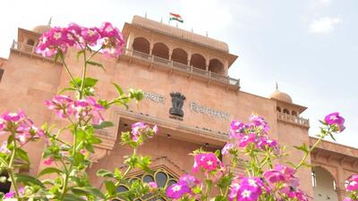 Around 11am on Thursday, February 10, 2022, BJP MLAs entered the well of the Rajasthan assembly with placards to reiterate their demand of a CBI probe in the REET paper leak case (Archive) Around 11am on Thursday, February 10, 2022, BJP MLAs entered the well of the Rajasthan assembly with placards to reiterate their demand of a CBI probe in the REET paper leak case (Archive)