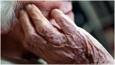 Survivors of weather-related disasters may have accelerated ageing: Study (Britta Pedersen/dpa/picture alliance ) Survivors of weather-related disasters may have accelerated ageing: Study (Britta Pedersen/dpa/picture alliance )