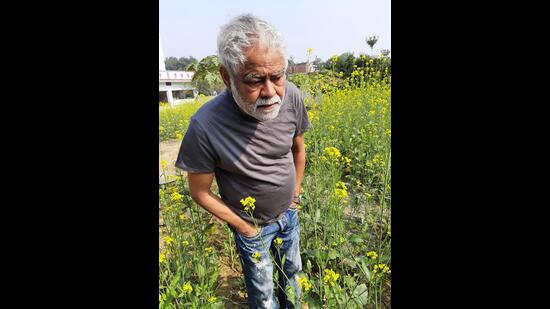 Sanjay Mishra at a farmhouse he is staying on the city outskirts. (Photo: Deep Saxena/HT) Sanjay Mishra at a farmhouse he is staying on the city outskirts. (Photo: Deep Saxena/HT)