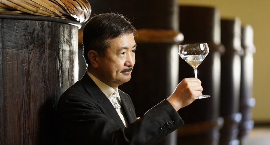Hideharu Ohta's family has produced sake using the 'kimoto' method for 10 generations (Daishichi Sake Brewery) Hideharu Ohta's family has produced sake using the 'kimoto' method for 10 generations (Daishichi Sake Brewery)