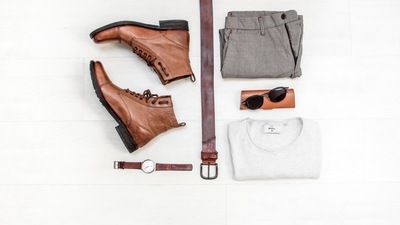 6. White shirts, aviator sunglasses and ankle boots are the classics - things you can never go wrong with. (Photo by NordWood Themes on Unsplash) 6. White shirts, aviator sunglasses and ankle boots are the classics - things you can never go wrong with. (Photo by NordWood Themes on Unsplash)