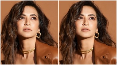In nude stilettos and a gold neck chain, Kriti added more oomph to her pictures. (Instagram/@kriti.kharbanda)
