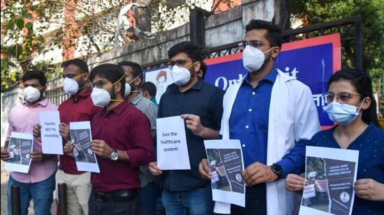 While doctors are continuing the fight for their rights, postgraduate resident doctors are facing trouble as the final authority signature on their thesis is pending at present. (HT)